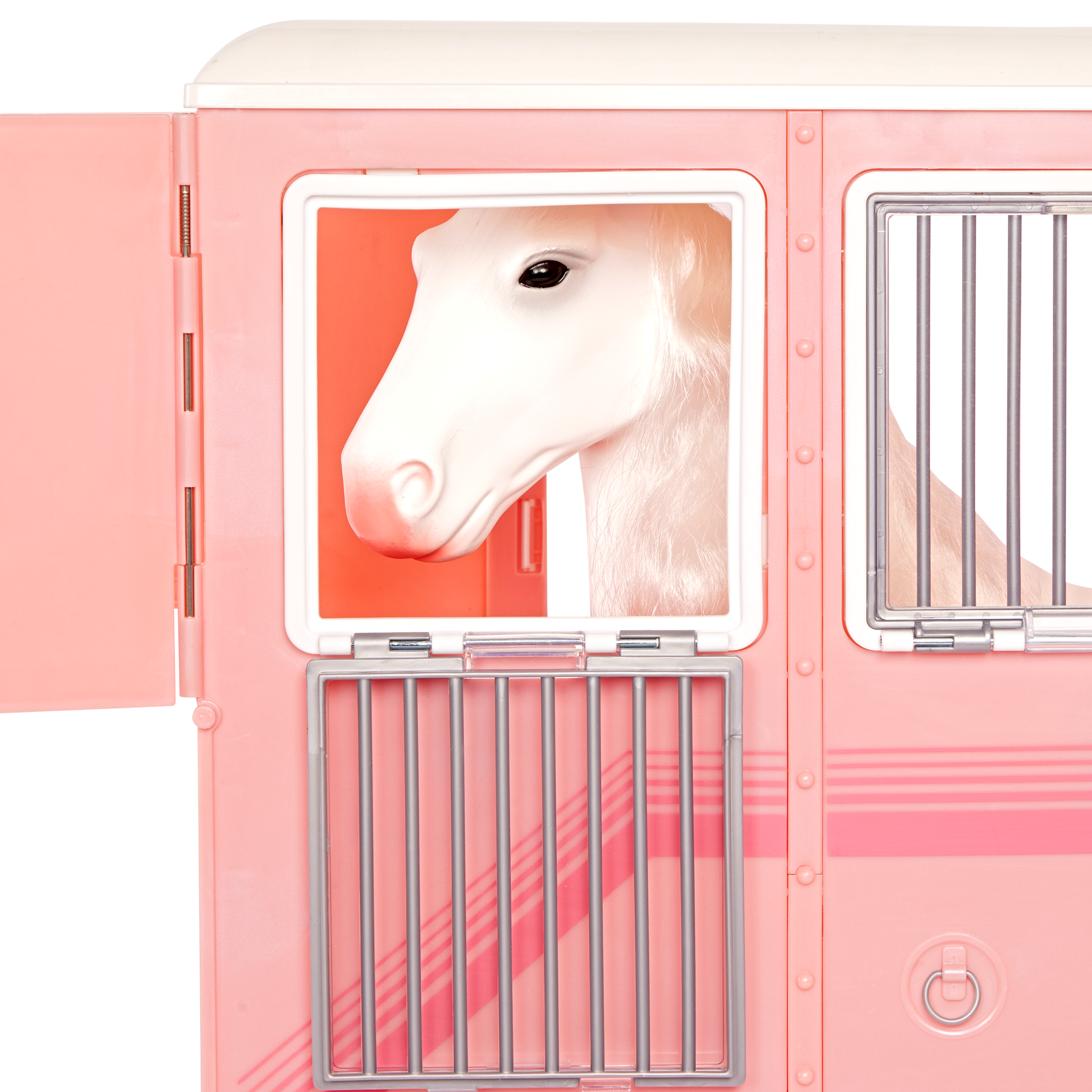 Mane to Travel Horse Trailer Set