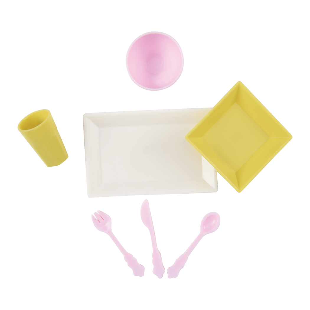 Clip-on chair for 18-inch doll